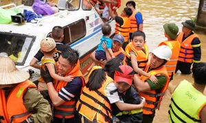 Trẻ em dễ chấn thương tâm lý sau thiên tai, bão lũ